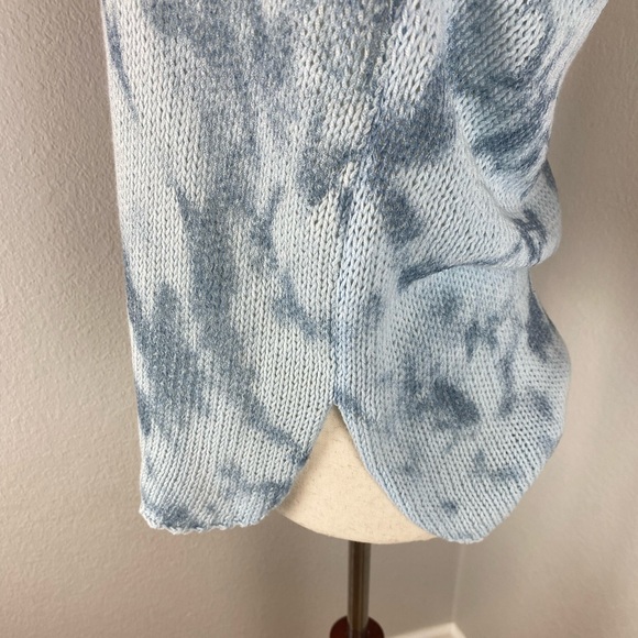 Wooden Ships Beach Lightweight V Neck Tie Dye Blue Sweater Small / Medium - Picture 7 of 14